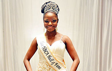 Miss UVI Elisa Thomas wins Miss NBCA Hall of Fame Crown